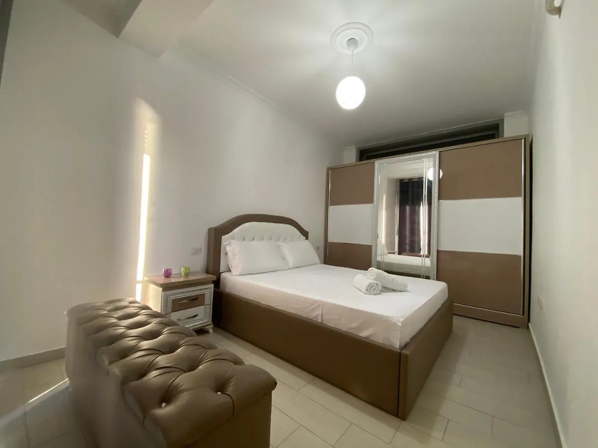 Redona Apartament Wlora