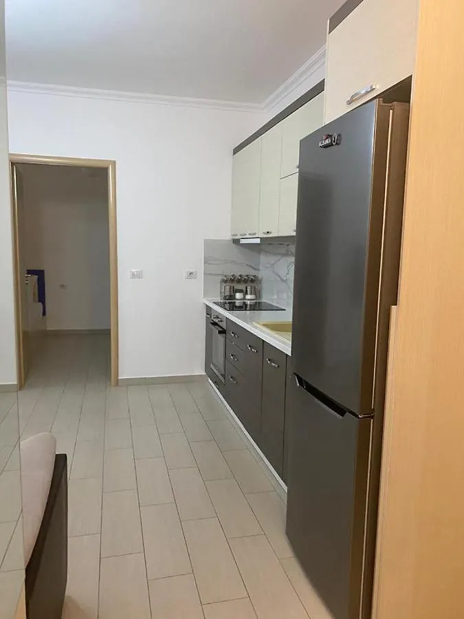 Redona Apartament Vlore 0*,